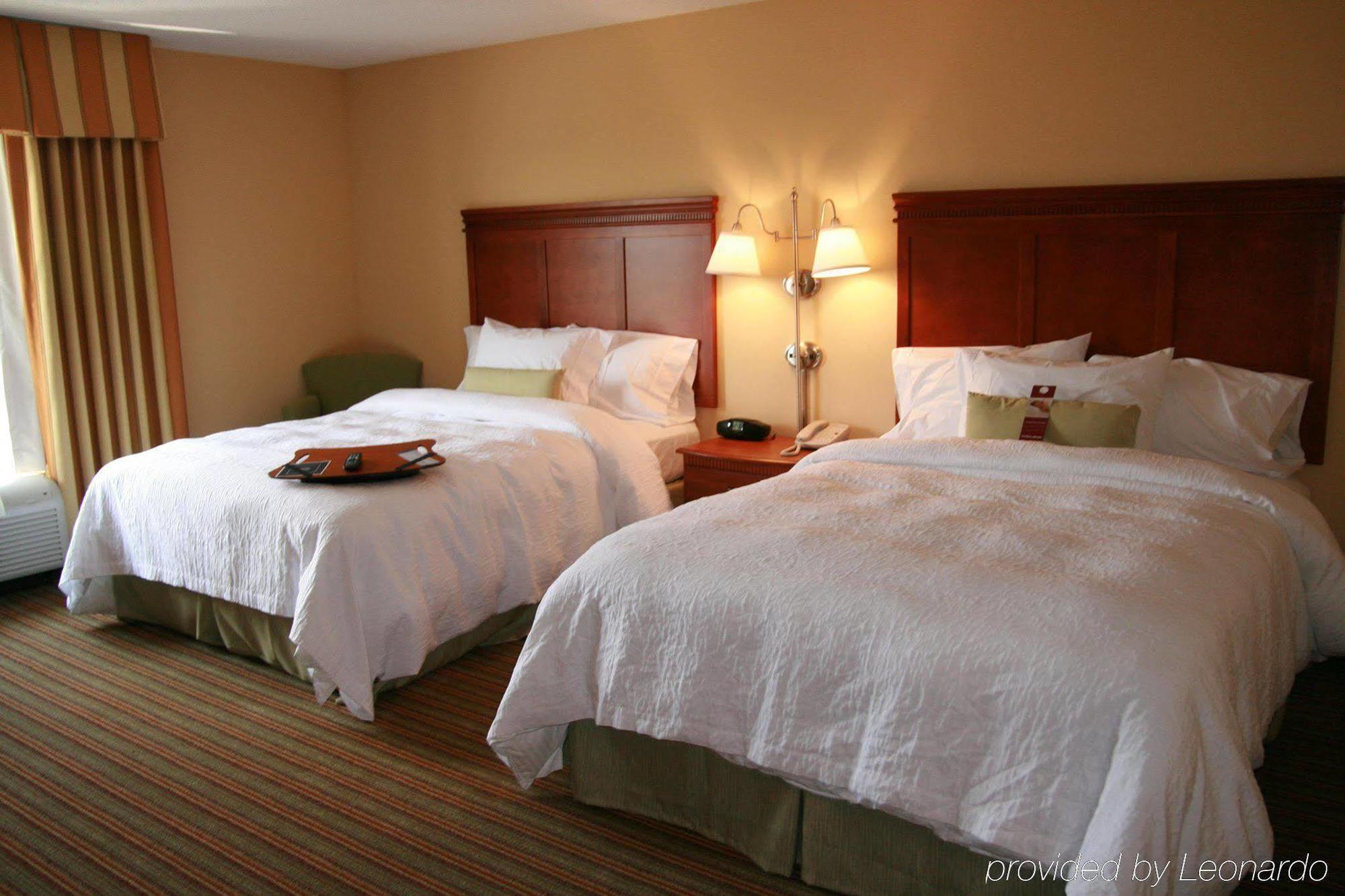 Hampton Inn Elkins Exterior photo