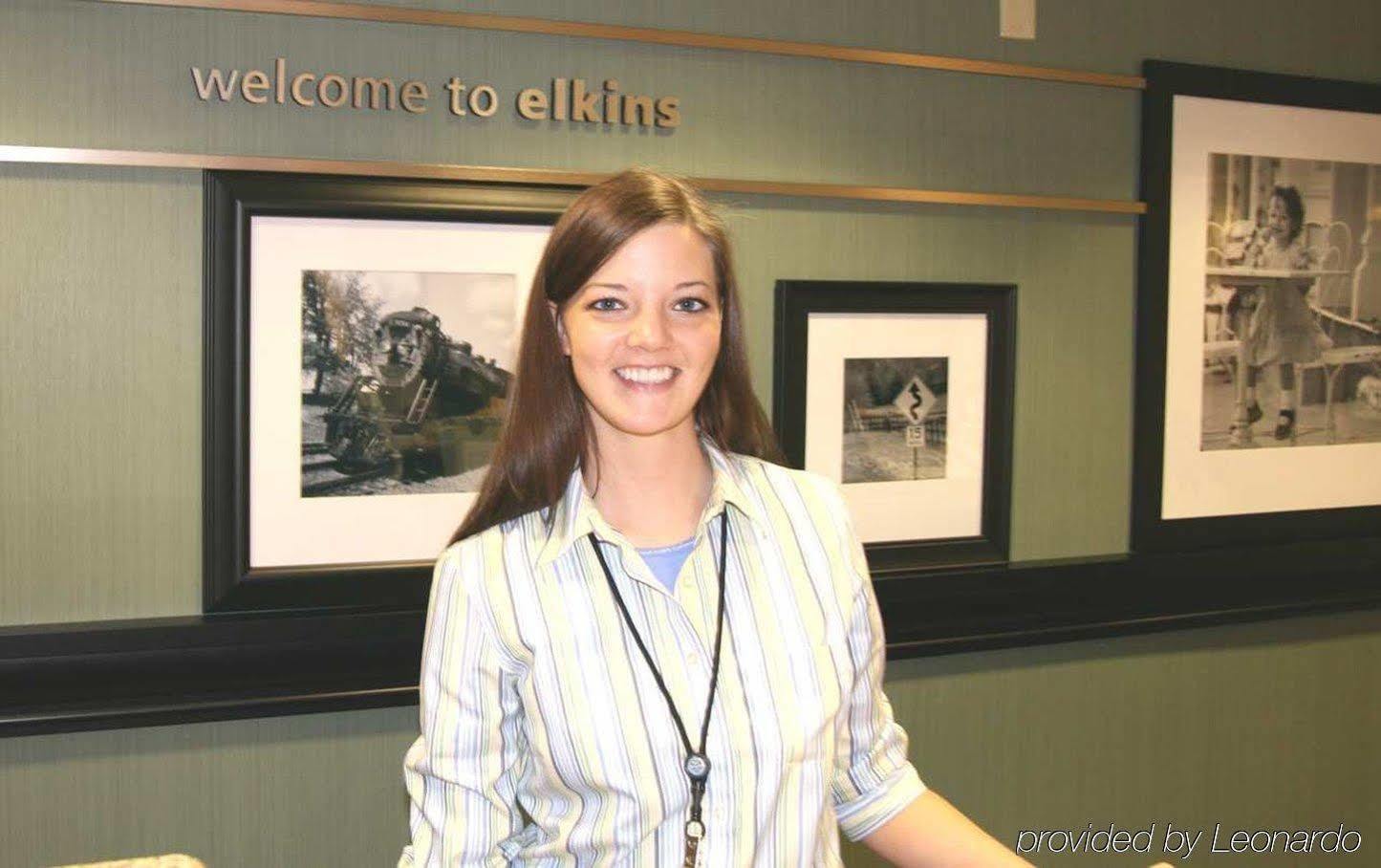 Hampton Inn Elkins Interior photo